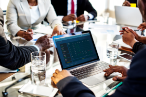 Notebook por assinatura para empresas: custos, prazos e vantagens